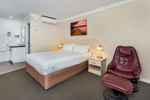 Quality Inn Railway Motel - Tourism Canberra 3