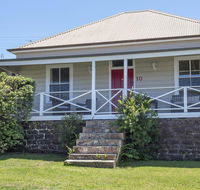 Quarryman's Cottage - country style in town - Tourism Canberra