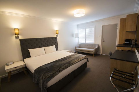 Quays Hotel - Tourism Canberra 0
