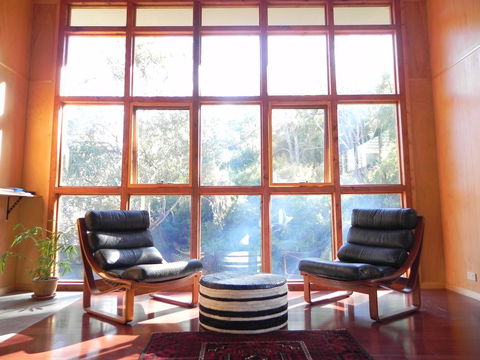 Queenstown Retreat B&B - Tourism Canberra 1