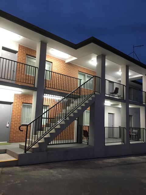Rainbow Motel - Tourism Canberra 3