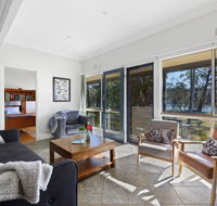 Rakali Cottage Lake Conjola - Tourism Canberra