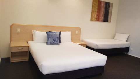 Red Bridge Motor Inn - Tourism Canberra 1