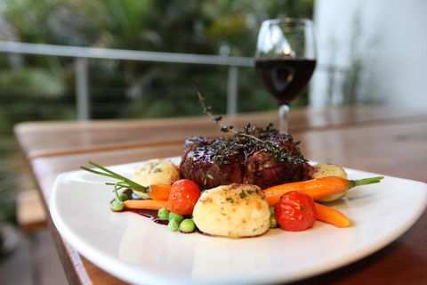 Red Bridge Motor Inn - Tourism Canberra 2