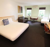 Red Bridge Motor Inn - Tourism Canberra