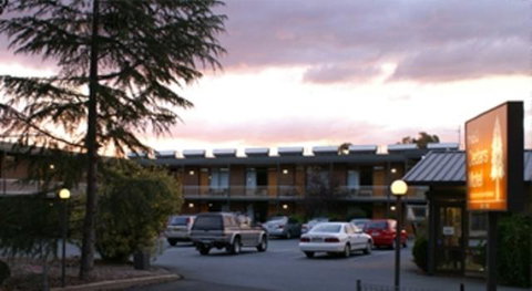 Red Cedars Motel - Tourism Canberra 0