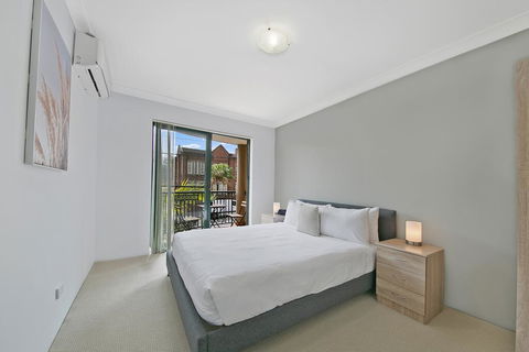 REDFERN 3 BEDROOM APARTMENT FREE PARKING WALK TO CENTRAL STATION NRE187 - Tourism Canberra 3