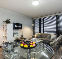 Redfern One Bedroom Apartment with Views - Tourism Canberra