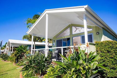 Reflections Holiday Parks Massy Greene - Tourism Canberra 2