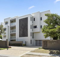 Relax in stylish comfort Sunshine Beach - Tourism Canberra