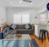 Relaxed Clovelly Beach Home - Parking - Cloey6 - Tourism Canberra