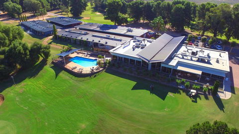 Renmark Country Club - Tourism Canberra 0