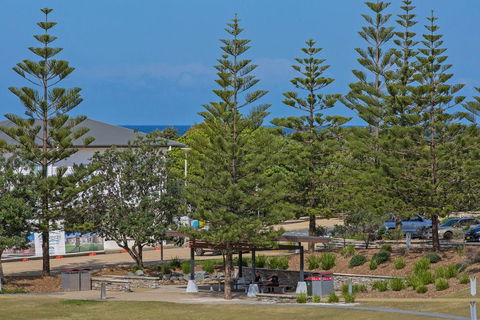 RESORT & SPA 2306/07 OCEAN GLIMPSES - Tourism Canberra 2