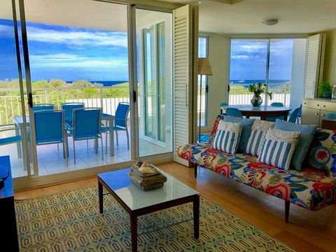 RESORT OCEAN FRONT SUITE 2222 - Tourism Canberra 0