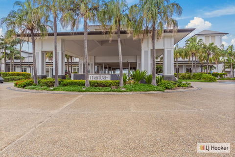 RESORT ON THE BEACH 1219/20 - Tourism Canberra 1