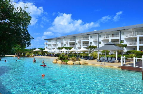 RESORT ON THE BEACH 2214/2215 - Tourism Canberra 0