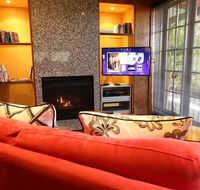 Rhyll Haven Luxury Apartments and BB - Tourism Canberra