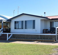 Rising Tide Beach House - Tourism Canberra