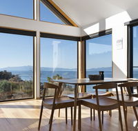 Rocky Ridge - L'Abode Accommodation - Tourism Canberra