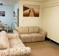 Rosanna Jewel Up to 4ppl with 2 BedroomParking - Tourism Canberra