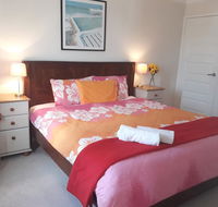 Rossmoyne 2 BEDROOM HOUSE SELF CHECK IN Walk to River Shops Bus Trains Cls to Airport City Beaches - Tourism Canberra