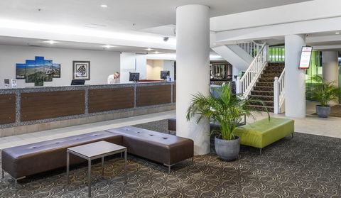 Rydges Esplanade Resort Cairns - Tourism Canberra 2