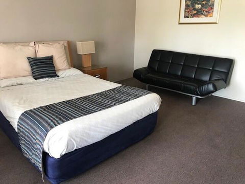 Sanctuary Inn On Westernport - Tourism Canberra 1