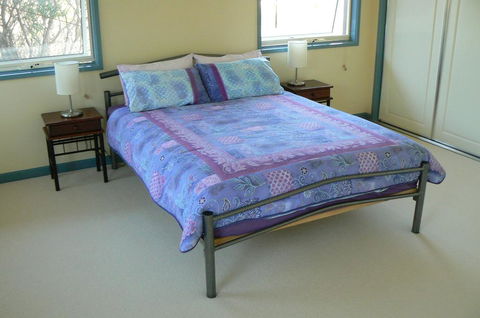 Sandy Point Beach Escape 2 Bedroom Apartment - Tourism Canberra 2