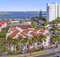 Santa Fe by the Broadwater - Tourism Canberra