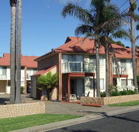 Sapphire Court - Tourism Canberra