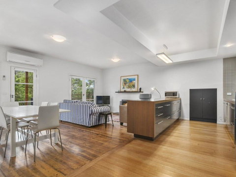 SEA CORNER - Anglesea - Tourism Canberra 1