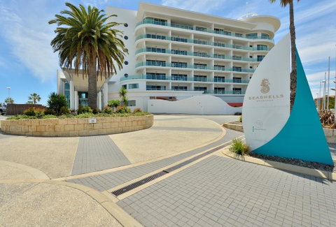 Sea Side 110 - Tourism Canberra 0