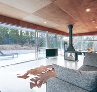 SeaSalt Beach House - architecturally designed - Tourism Canberra