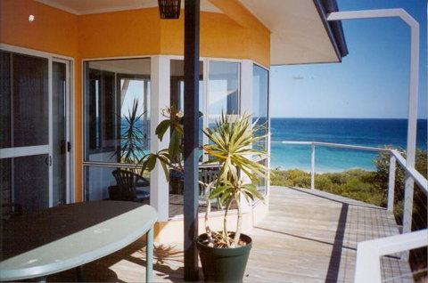 Seaview Holiday House - Tourism Canberra 1