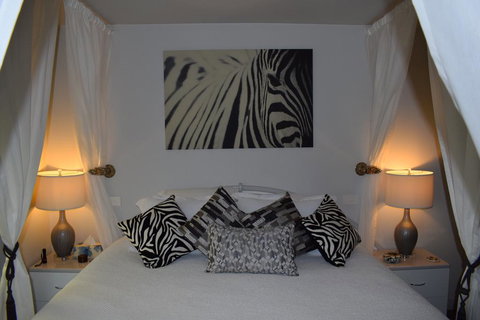 Secrets At Cedar Grove - Tourism Canberra 0