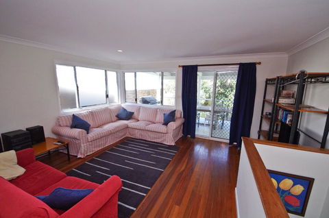 Shiloh Holiday House, 14 East Street - Tourism Canberra 2