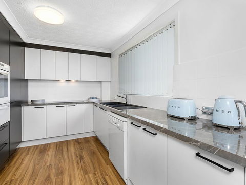 Shoreline Six With Ocean Views To See The Whales - Tourism Canberra 2