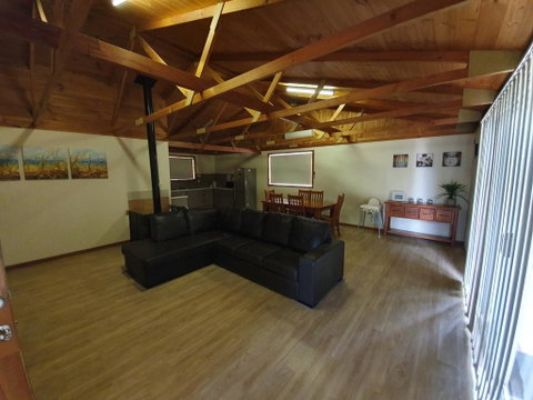 Simo's Place - Tourism Canberra 1
