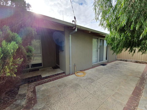 Simo's Place - Tourism Canberra 3