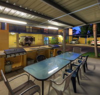 Sky View Units Bowen - Tourism Canberra