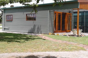 Sleepy Hollow Hideout - Hideout 1 with Tourism Canberra