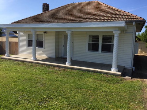 Smith Street Cottage Naracoorte - Tourism Canberra 1