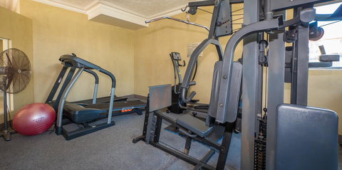 Southern Cross Beachfront Holiday Apartments - Tourism Canberra 3