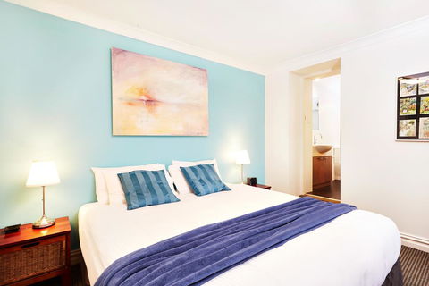 Spacious Studio With Courtyard And Extra Beds - Tourism Canberra 2