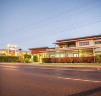 Spinifex Motel and Serviced Apartments - Tourism Canberra
