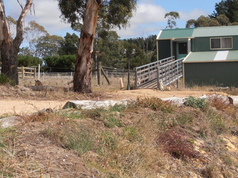Springmead Rustic Cabin - Tourism Canberra 1