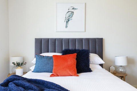 Stylish Apartment Minutes From City And Airport - Tourism Canberra 2