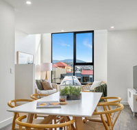 Stylish Townhouse - Tourism Canberra
