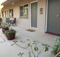 Sunbird Motel - Tourism Canberra