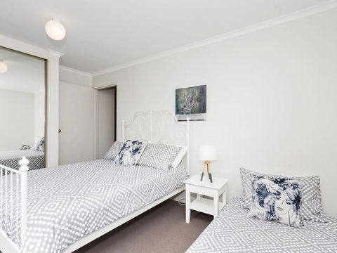 Sundowner Apartment 5 - Tourism Canberra 1